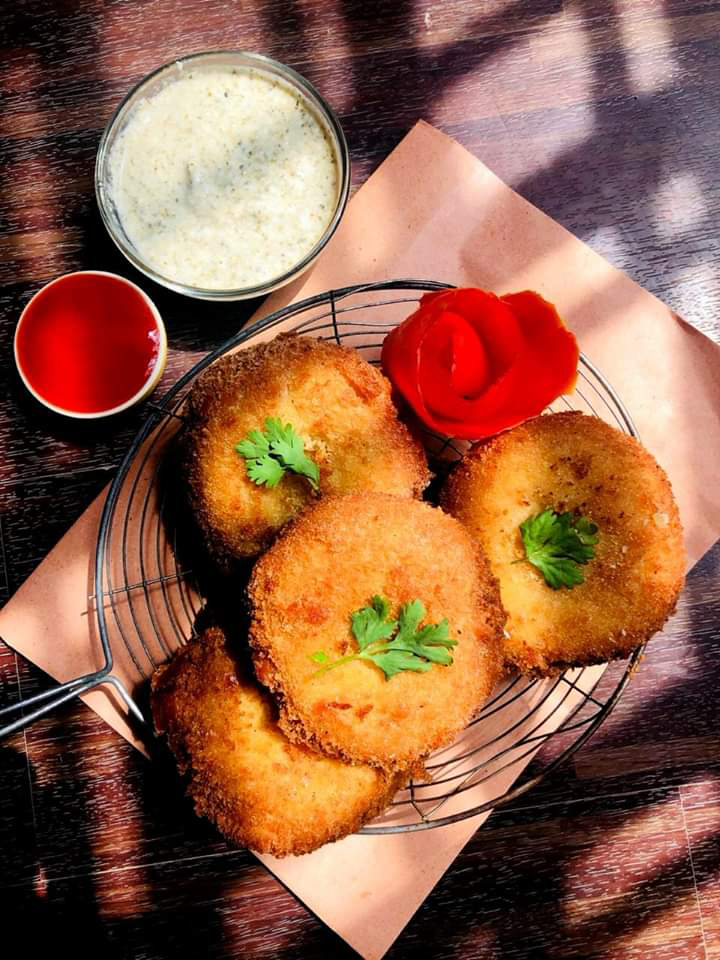 Aaloo chicken cutlets By Fariha Bilal